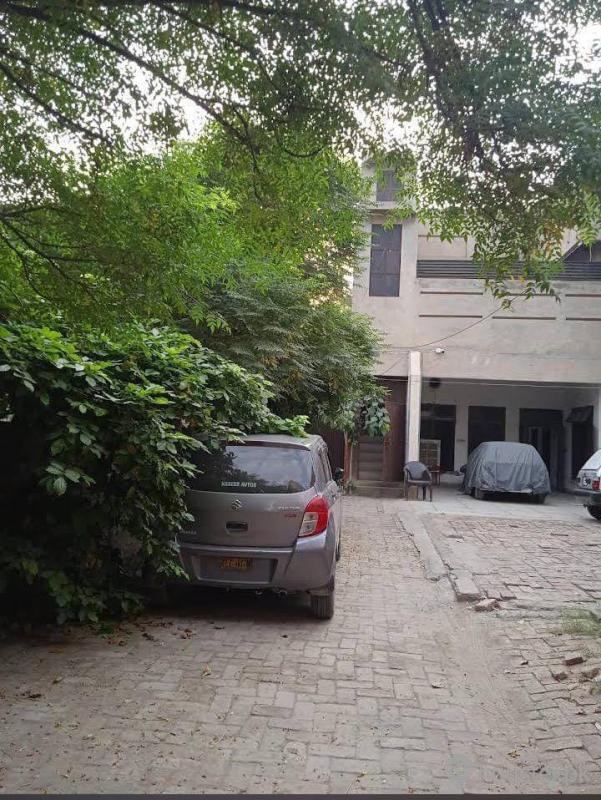 WHITE HOUSE HOSTEL Boys Hostel in Bosan Road, Multan - Photo 8