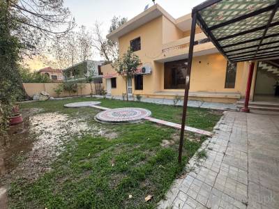 Besmil Girls Hostel Girls Hostel in F-8/3, Islamabad with Mess from PKR 25,000
