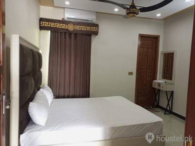 Ghafoor Boys Hostel Boys Hostel in Township, Lahore from PKR 12,000