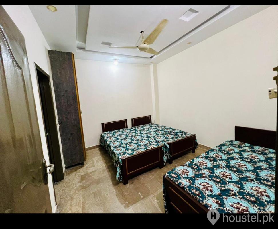 Continental Boys hostel Boys Hostel in Model Town, Lahore - Main Photo