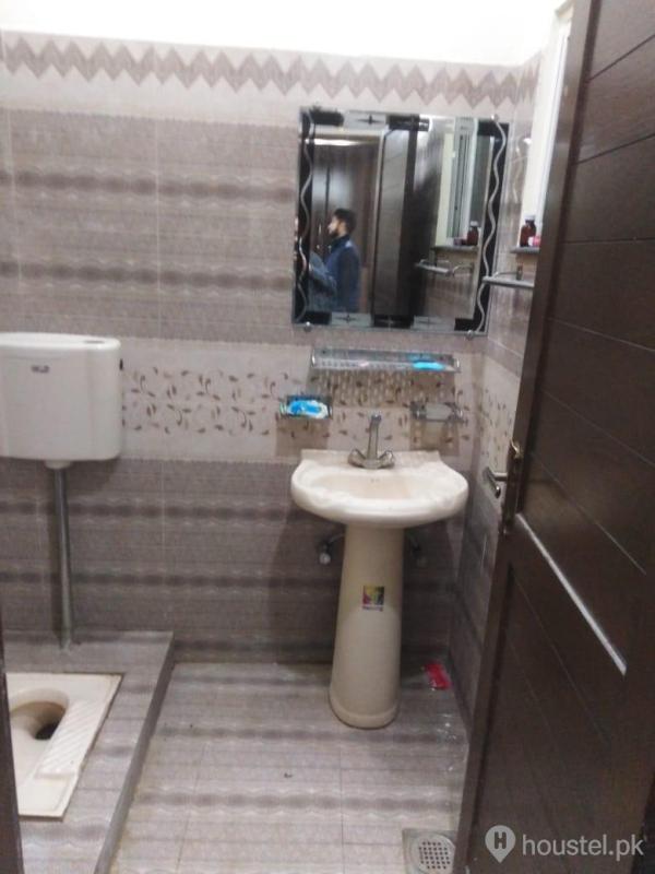 Unique Boy's Hostel Boys Hostel in Gulberg III, Lahore - Photo 6