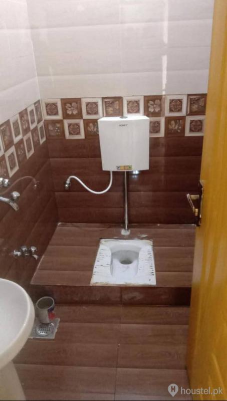 Unique Boy's Hostel Boys Hostel in Gulberg III, Lahore - Photo 18