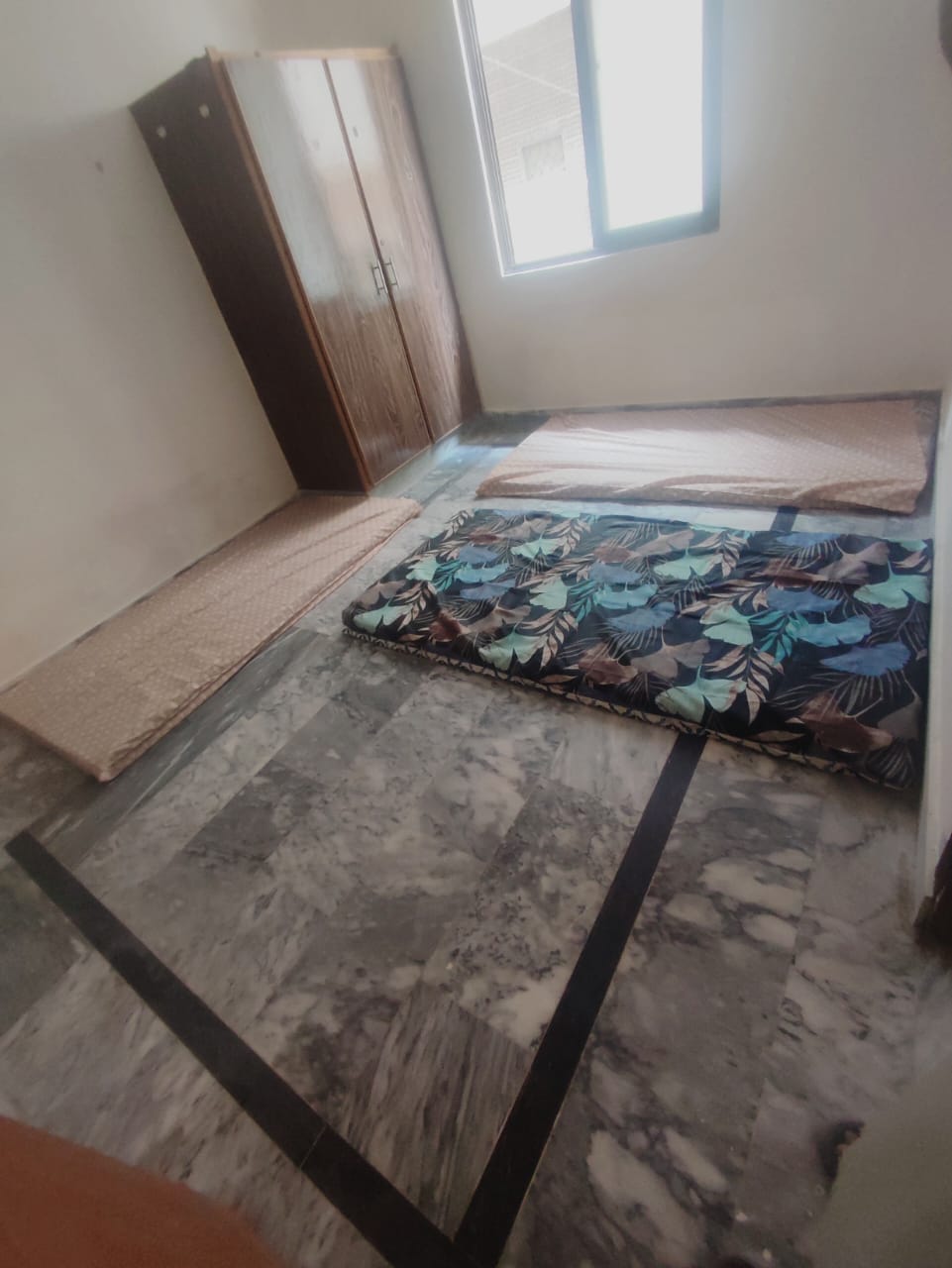 Three Seater Room at Unique Boy's Hostel — photo 5