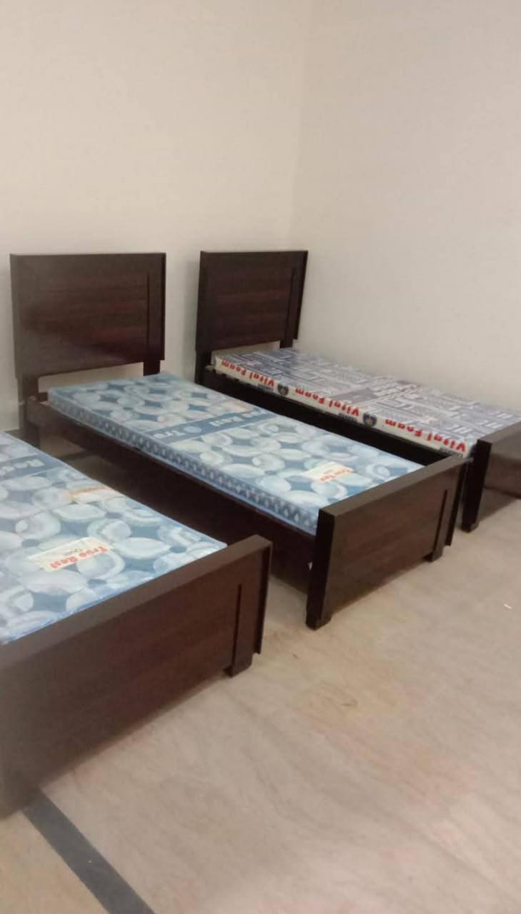 One Seater Room at Unique Boy's Hostel — photo 2
