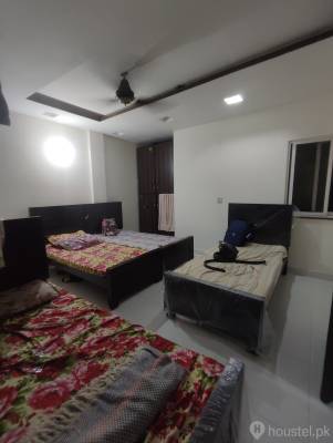 Unique Boy's Hostel Boys Hostel in Gulberg III, Lahore - Photo 4