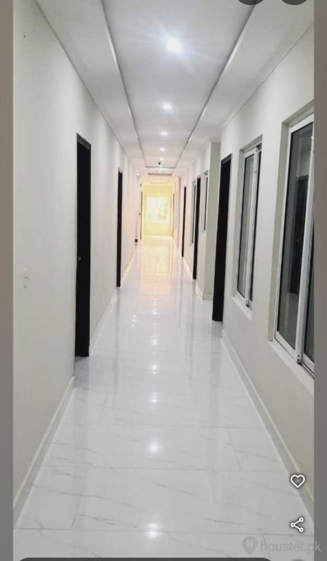 Uptown 86 Executive Residency Girls Hostel in Johar Town, Lahore with Mess - Photo 16