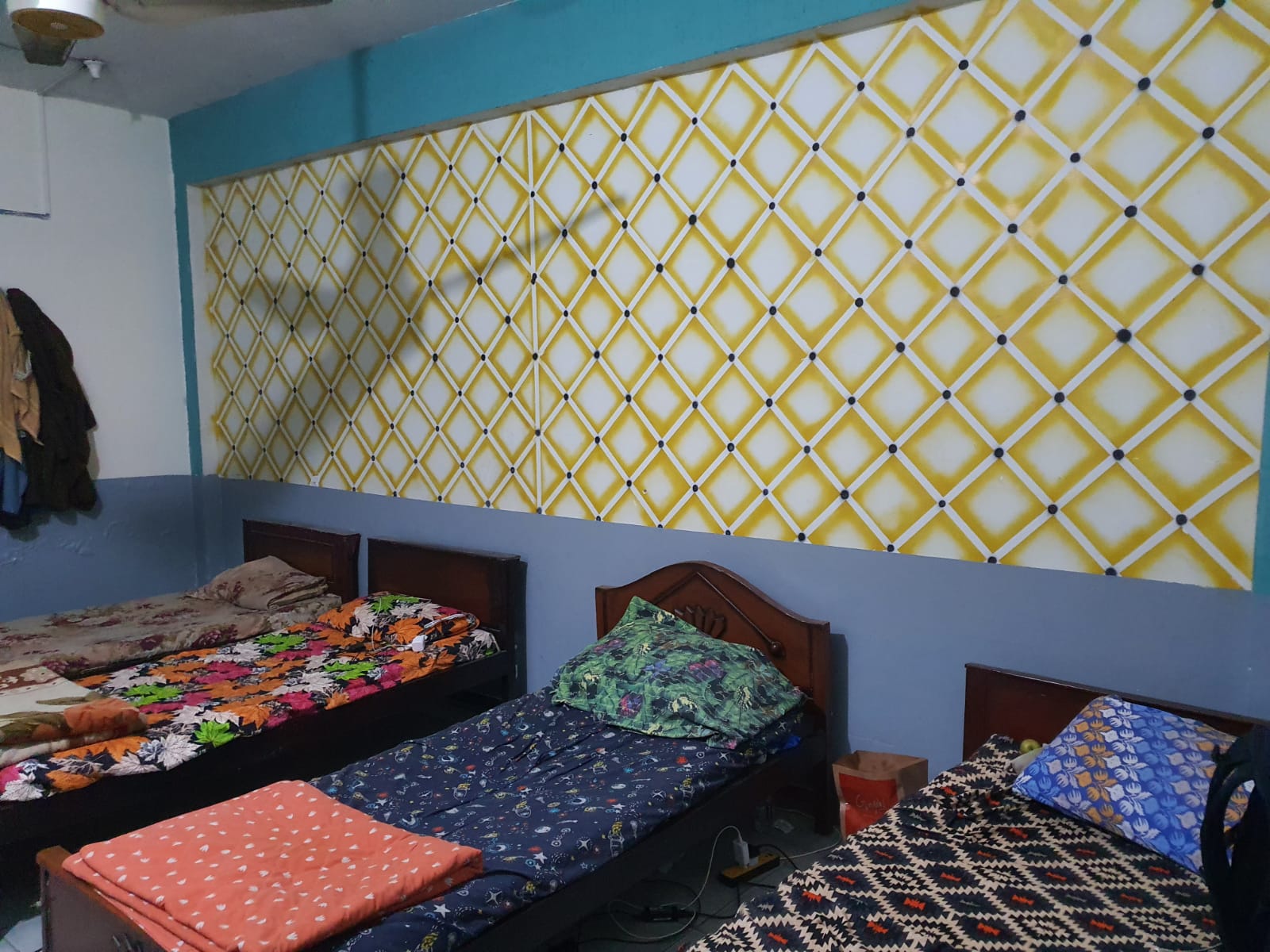Four Seater Room at Islamabad Youth Hostel — photo 5