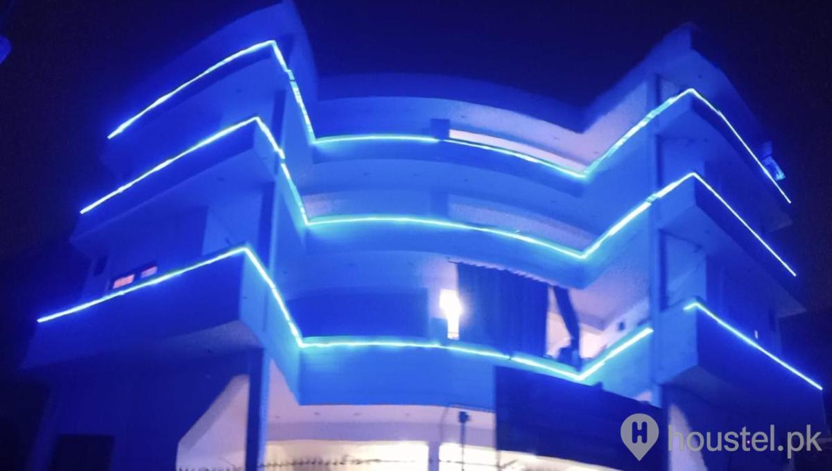 BEE'S girls hostel Girls Hostel in Muslim Town, Lahore with Mess - Photo 16