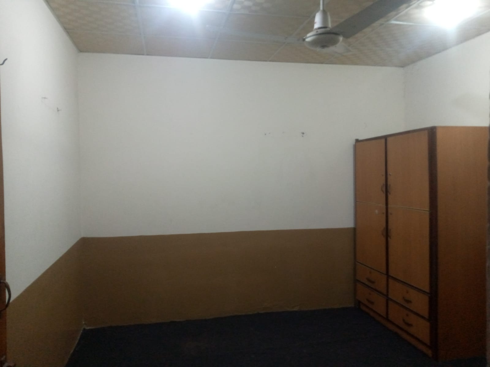2-Seater room at City Boys Hostel — 2 Seater, Boys hostel with Bath, Geyser, Furnished, Cooler, Beds/Mattresses, Faisalabad, Pakistan