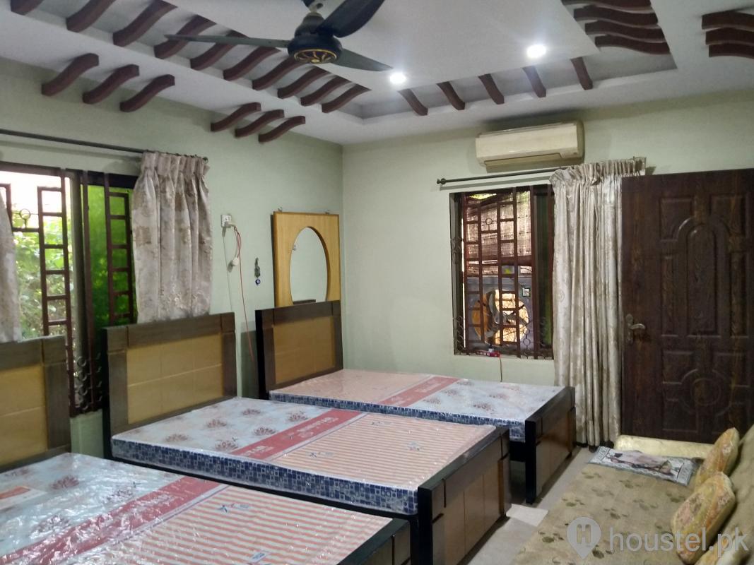 Tulip Girls Hostel Multan Girls Hostel in Peer Khursheed Colony, Multan with Mess - Photo 3