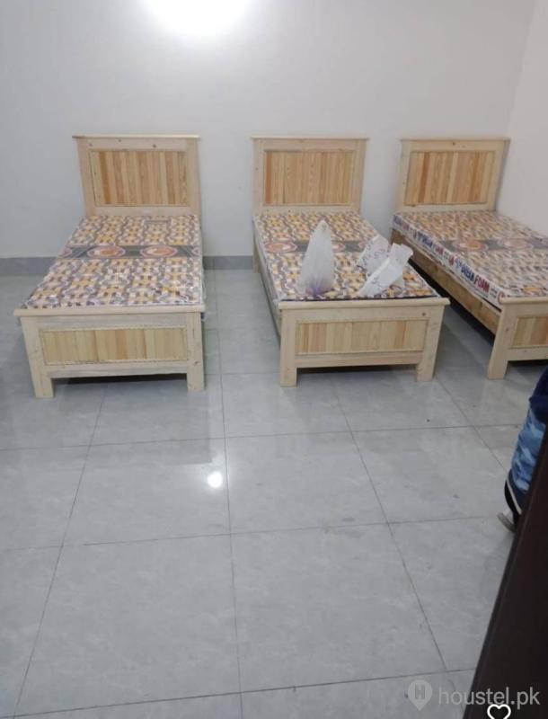 Continental girls hostel Girls Hostel in Gulberg III, Lahore with Mess - Photo 3