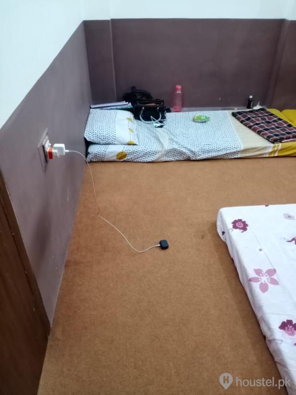 Kashmir Girls hostel Madina Town Faisalabad Girls Hostel in Madina Town, Faisalabad with Mess, WiFi - Photo 6