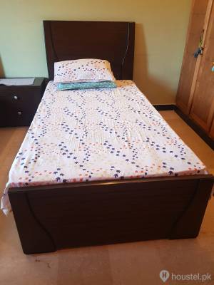 Kashmir Girls hostel Madina Town Faisalabad Girls Hostel in Madina Town, Faisalabad with Mess, WiFi from PKR 7,000
