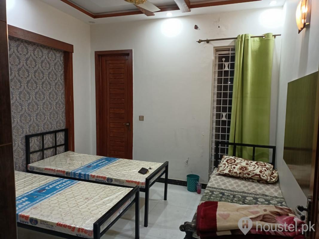 Sakina Girls Hostel branch 1 Girls Hostel in Johar Town, Lahore with Mess - Photo 16