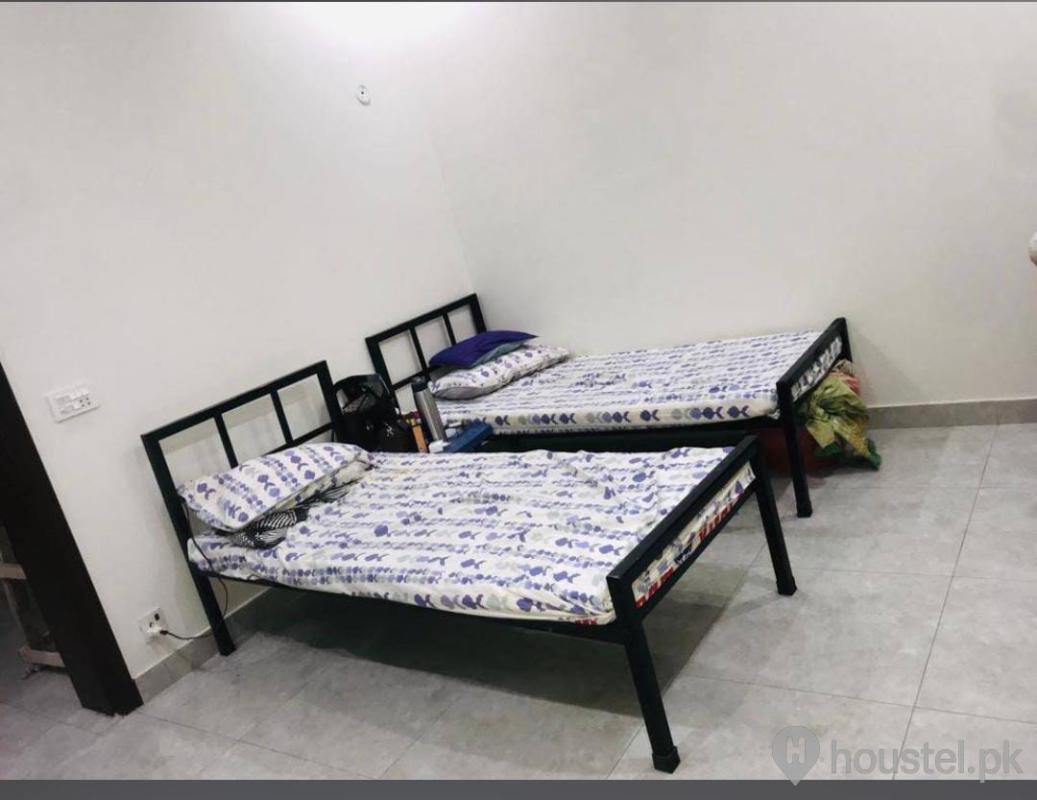 Sakina Girls Hostel branch  2 Girls Hostel in Johar Town, Lahore with Mess - Photo 11