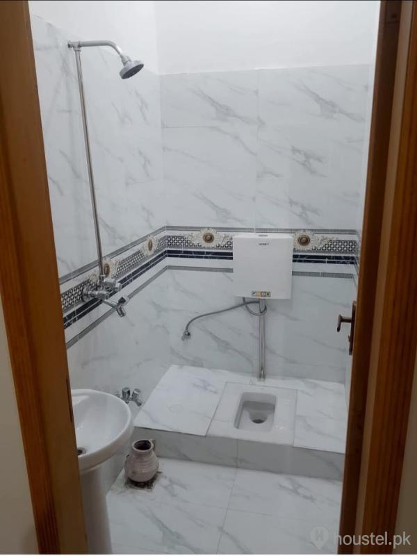 Unique Boy's Hostel branch 1 Boys Hostel in Gulberg III, Lahore with WiFi - Photo 15