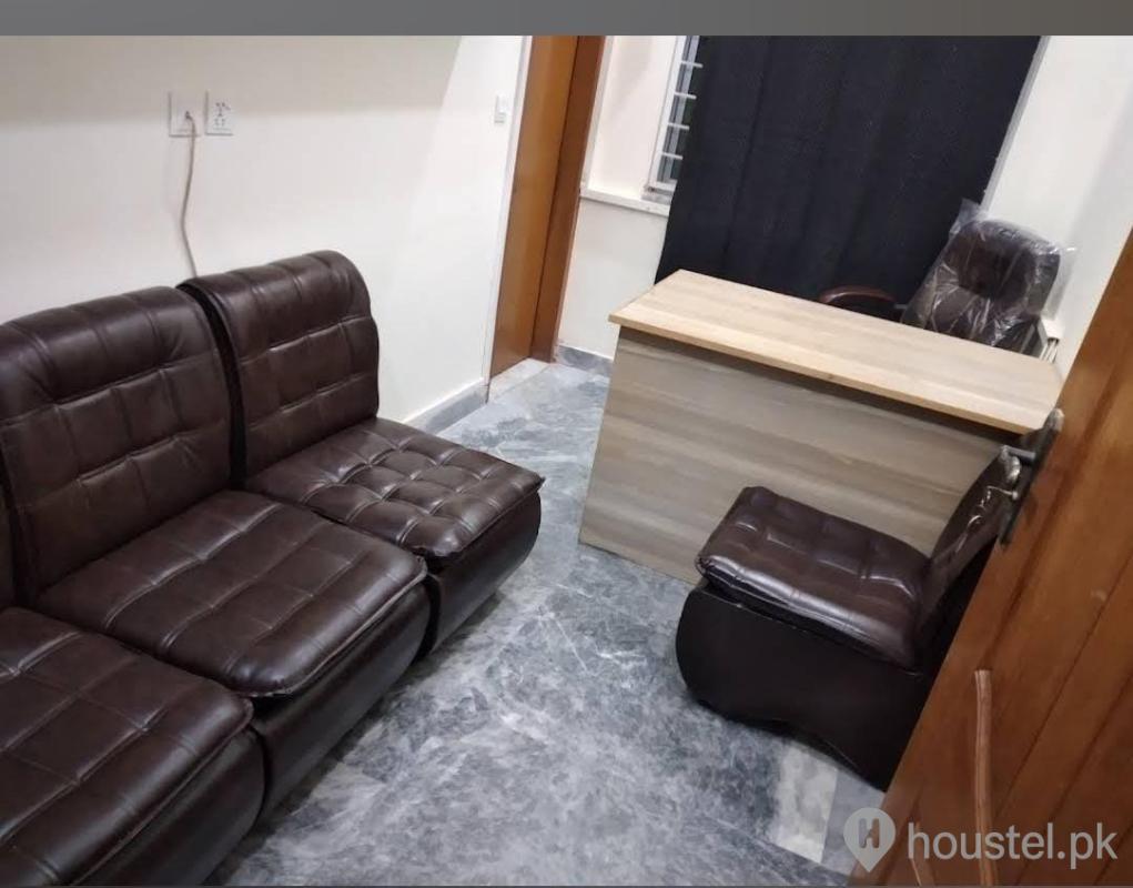 Continental group of hostels Boys Hostel in Valencia Town, Lahore with Mess, WiFi - Photo 6