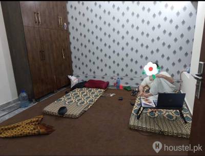 Chaklala Boys Hostel Boys Hostel in Chaklala Scheme 3, Rawalpindi with Mess, WiFi from PKR 9,000