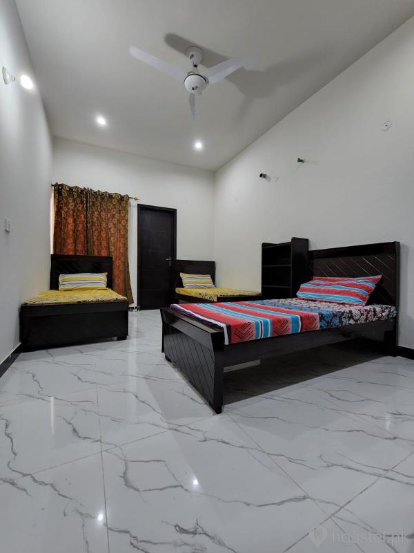 Alexa Girls Hostel Girls Hostel in Johar Town, Lahore with Mess, WiFi - Photo 7