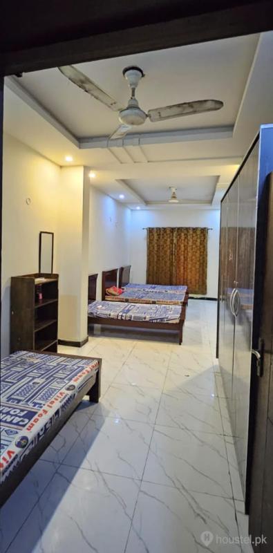 Alexa Girls Hostel Girls Hostel in Johar Town, Lahore with Mess, WiFi - Photo 10