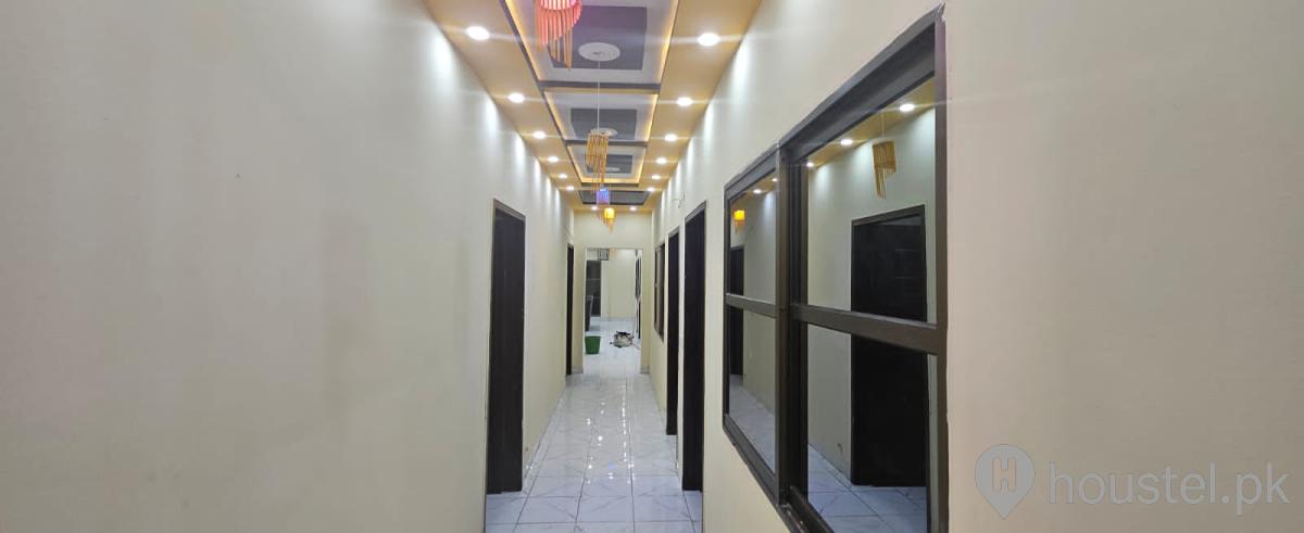 London Boys Hostel Boys Hostel in Chinar Bagh, Lahore with WiFi - Photo 11