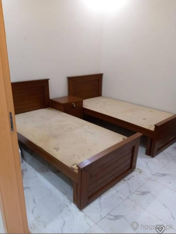 KINGS Hostel 02 Boys Hostel in Green Acres Housing Society, Lahore with Mess, WiFi - Photo 6