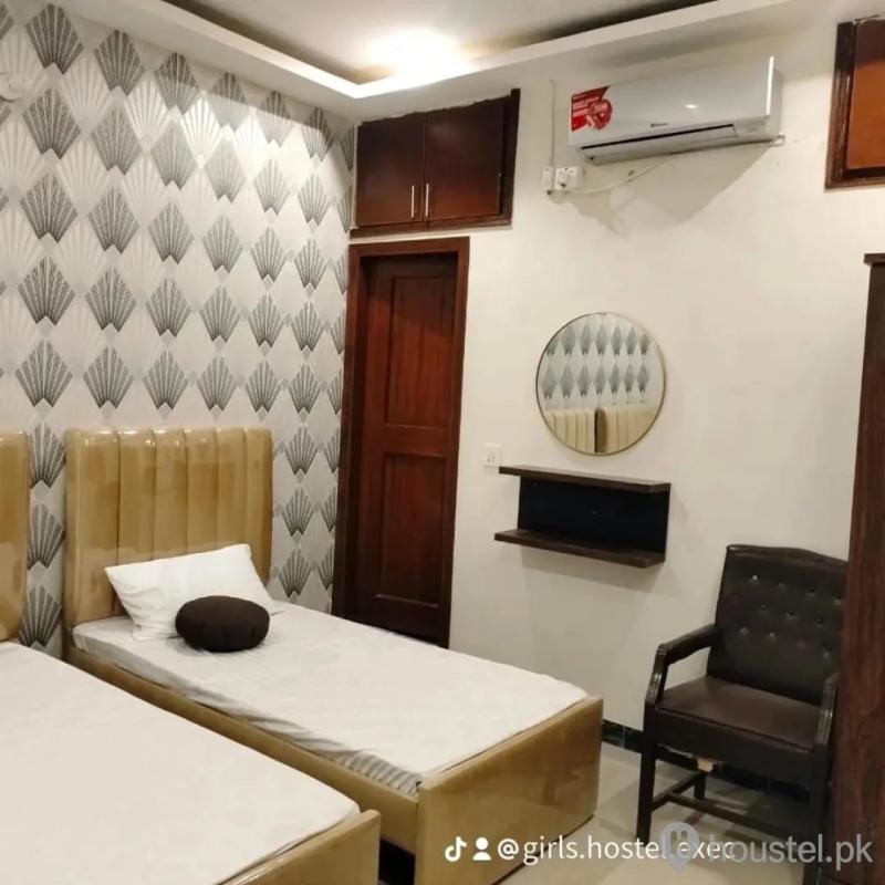 EXECUTIVE GIRLS HOSTEL — girls hostel in Defence View Society, Karachi — photo 17 of 19