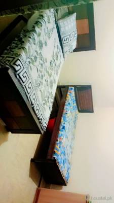 Maheen Villa Girls Hostel branch 2 Girls Hostel in G-9, Islamabad with Mess, WiFi - Photo 9