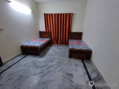 Maheen Villa Girls Hostel branch 2 Girls Hostel in G-9, Islamabad with Mess, WiFi - Photo 13