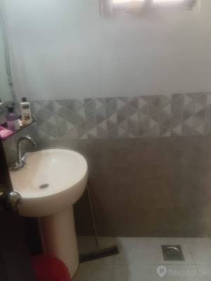 Saima Girls Hostel Girls Hostel in Johar Town, Lahore with Mess, WiFi - Photo 8