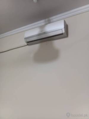 Saima Girls Hostel Girls Hostel in Johar Town, Lahore with Mess, WiFi - Photo 14