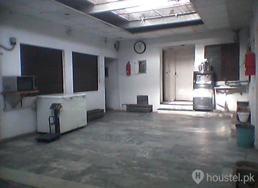 Ilva boys hostel Boys Hostel in Gulberg, Lahore with Mess, WiFi - Photo 6