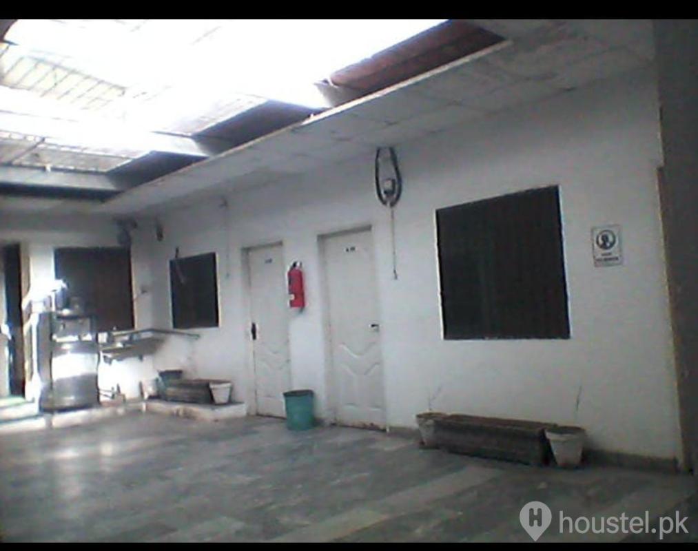 Ilva boys hostel Boys Hostel in Gulberg, Lahore with Mess, WiFi - Photo 8