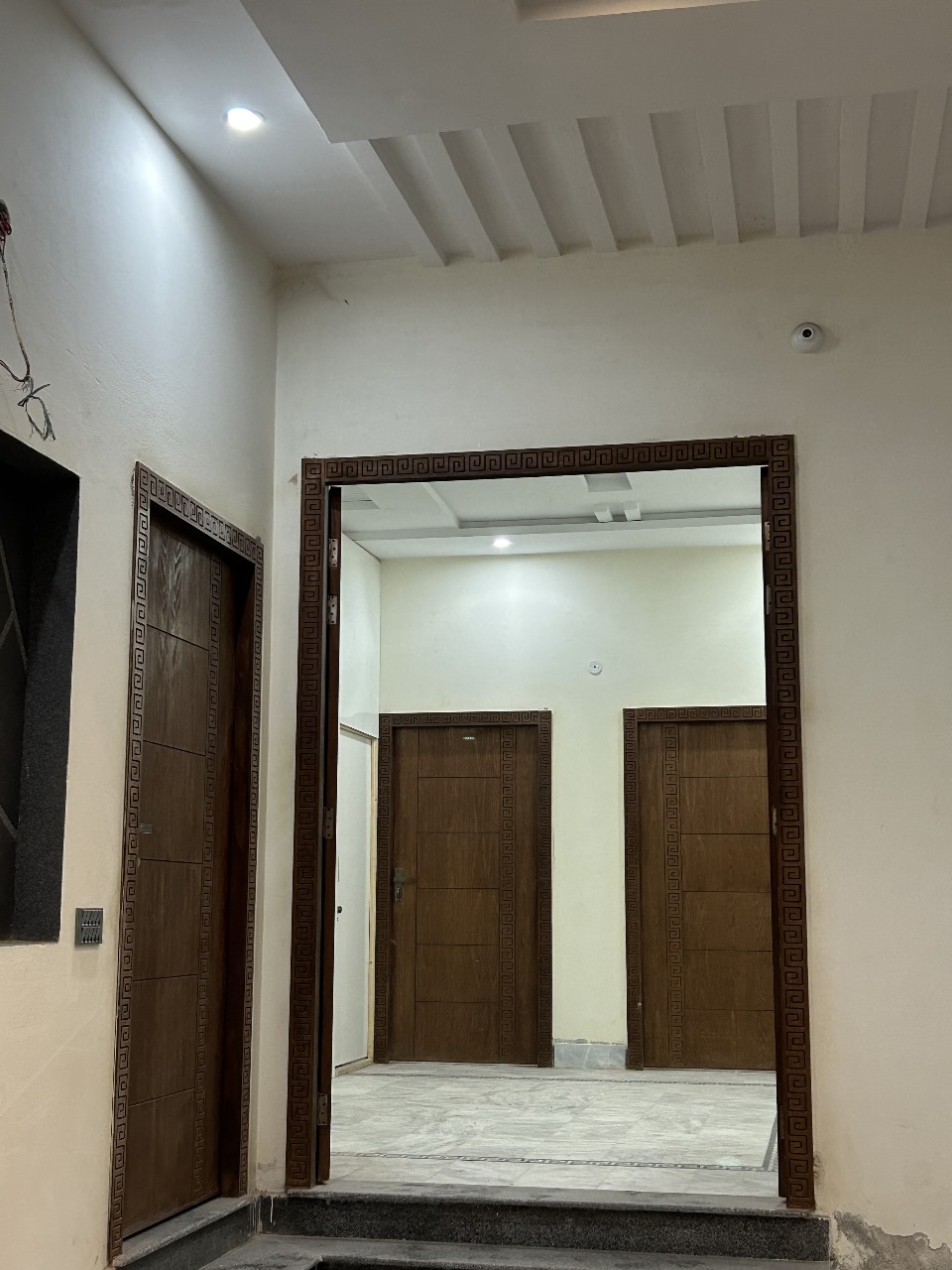 3 Seater Room at Madina Boys Hostel — 3 Seater, Boys hostel with AC, Bath, Geyser, Furnished, Cooler, Faisalabad, Pakistan