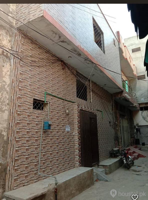 Areej Fatima Girls Hostel Girls Hostel in Gulberg, Faisalabad with Mess, WiFi - Photo 3