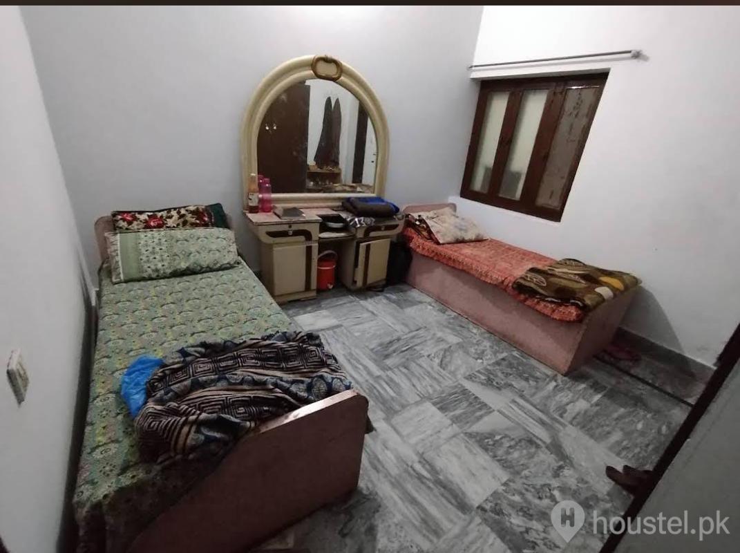 Ideal Girls Hostel Girls Hostel in Jinnah Colony, Faisalabad with Mess, WiFi - Photo 7