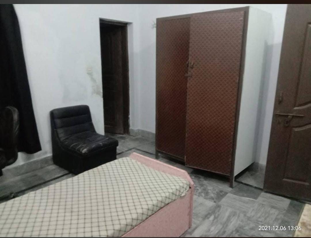 3 Seater Room at Ideal Girls Hostel — 3 Seater, Girls hostel with Bath, Geyser, Furnished, Beds/Mattresses, Carpet, Faisalabad, Pakistan