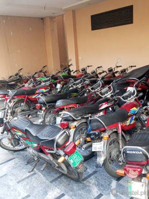 IZHAN BOYS HOSTEL Boys Hostel in Lahore with Mess, WiFi from PKR 12,000