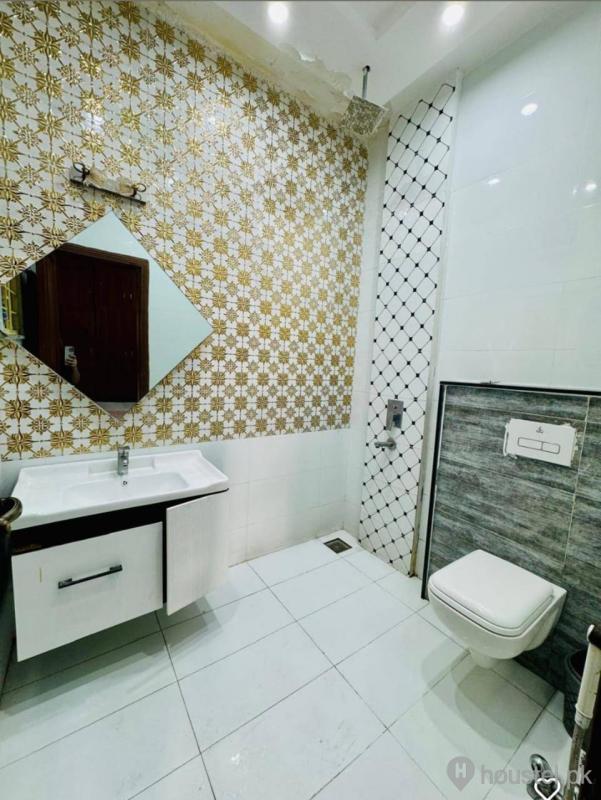 Veloera Girls Hostel Girls Hostel in Valencia Town, Lahore with Mess, WiFi - Photo 7