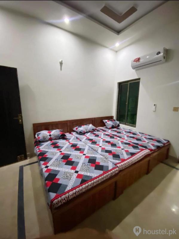 Takbeer Boys Hostel Boys Hostel in Gulberg, Lahore with WiFi - Photo 8