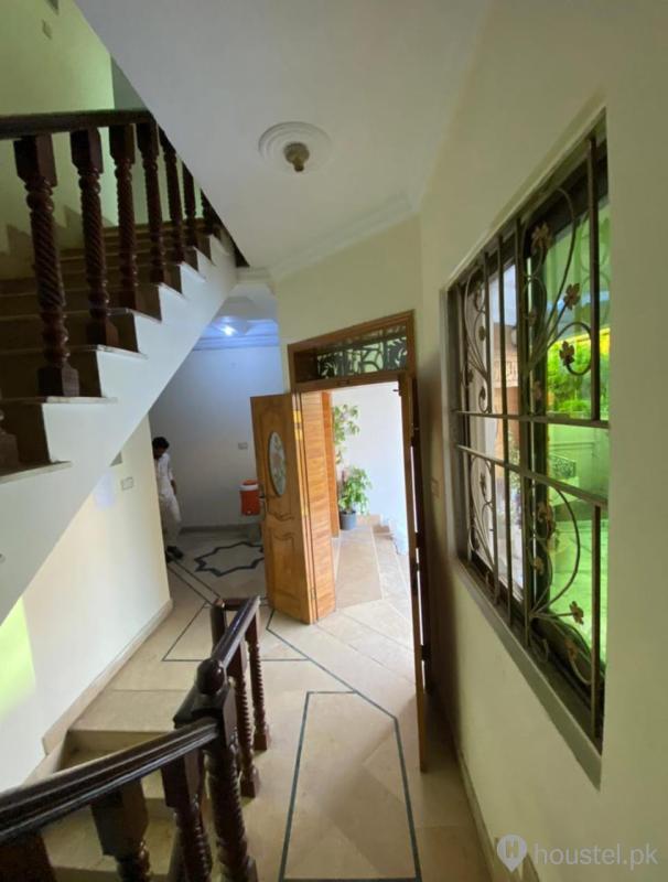 Student Girls Hostel Girls Hostel in I-8, Islamabad with Mess, WiFi - Photo 15