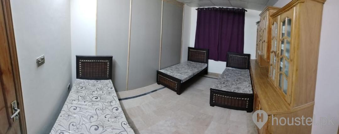 Student Girls Hostel Girls Hostel in I-8, Islamabad with Mess, WiFi - Photo 17