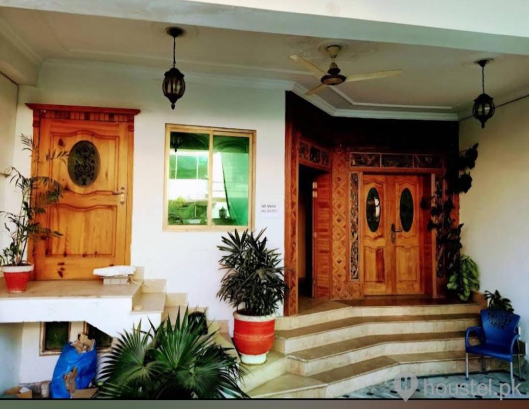 Student Girls Hostel Girls Hostel in Islamabad with Mess, WiFi from PKR 18,000