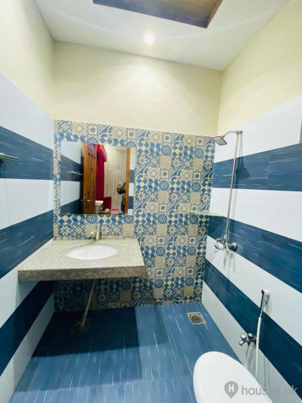 Ayesha Girls Hostel Girls Hostel in F-8/4, Islamabad with Mess, WiFi - Photo 6