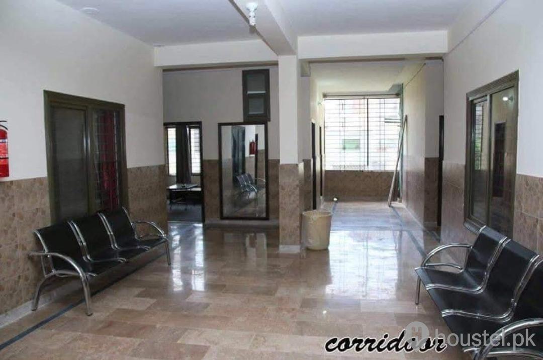 Nafees Boys Hostel Boys Hostel in Royal Avenue, Islamabad with Mess, WiFi - Photo 10