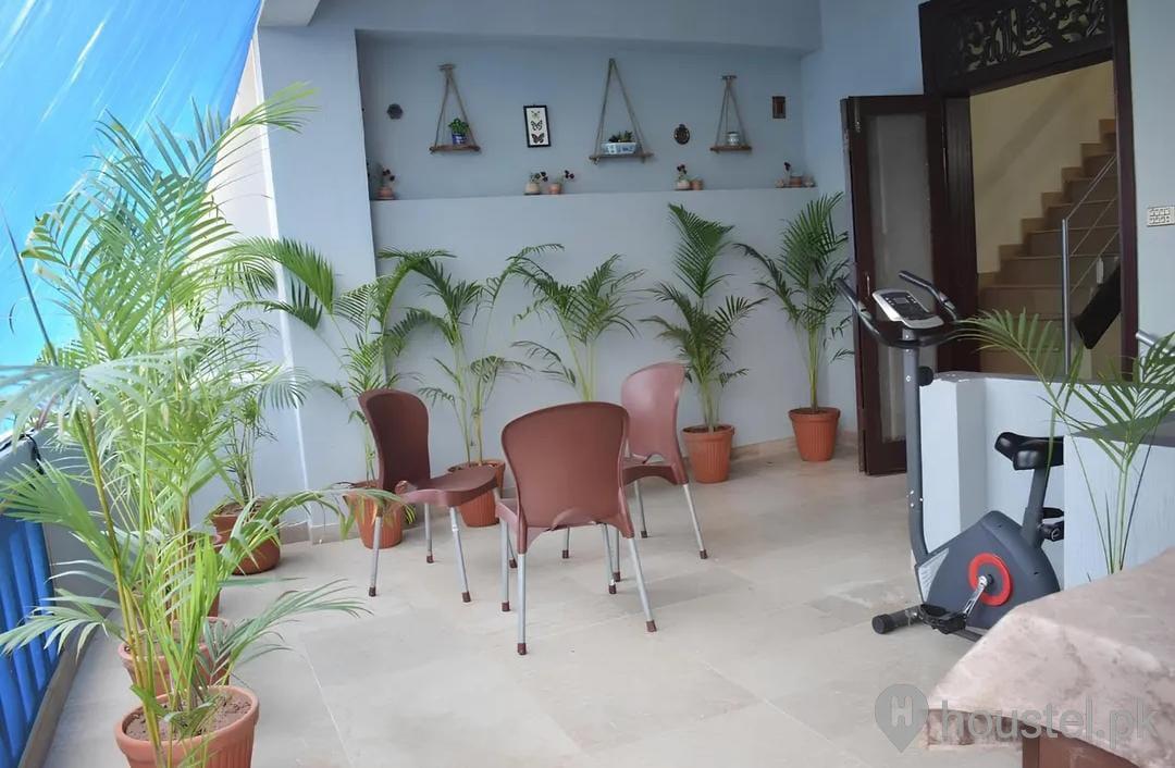 MOTHER’S HOME — Premium Girls' Hostel Girls Hostel in G-13, Islamabad with Mess, WiFi - Photo 6