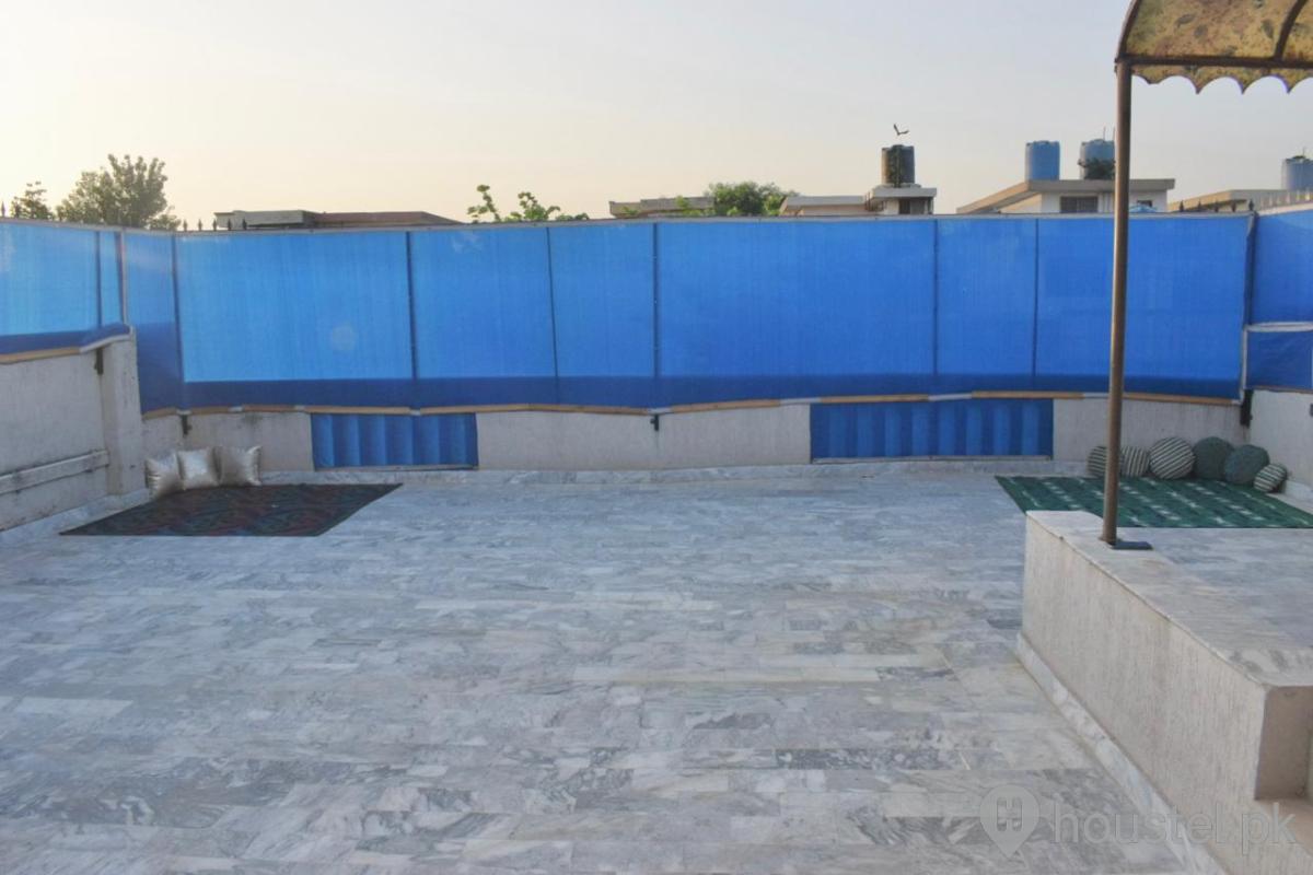 MOTHER’S HOME — Premium Girls' Hostel Girls Hostel in G-13, Islamabad with Mess, WiFi - Photo 10