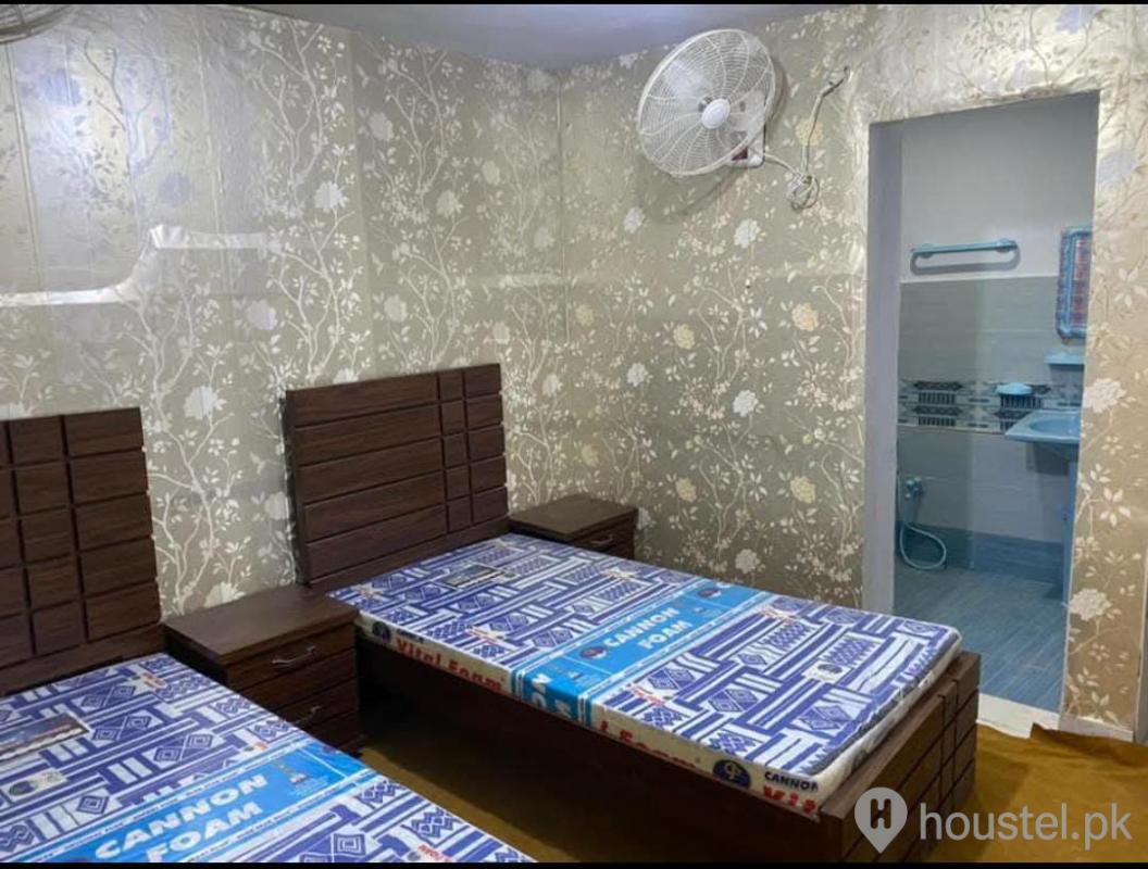 ABIHA’S GIRLS HOSTEL – BRANCH 3 Girls Hostel in Defence View Society, Karachi with Mess, WiFi - Photo 20