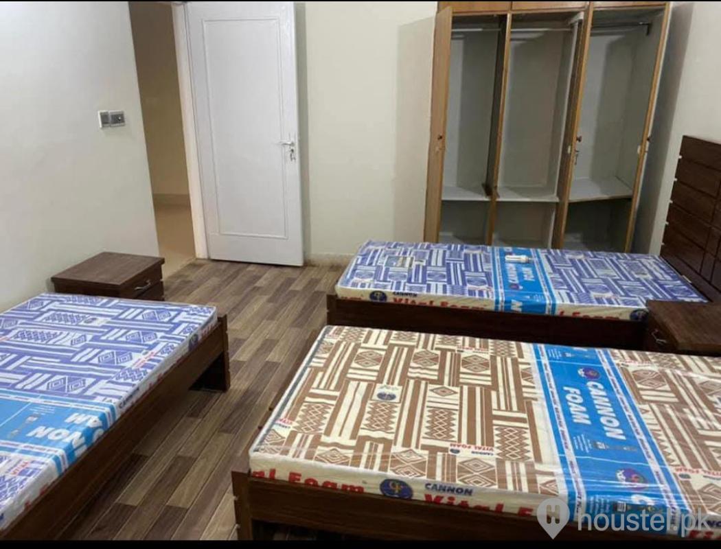 ABIHA’S GIRLS HOSTEL – BRANCH 3 Girls Hostel in Defence View Society, Karachi with Mess, WiFi - Photo 16