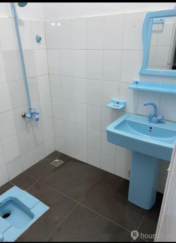 ABIHA’S GIRLS HOSTEL – BRANCH 2 Girls Hostel in Defence View Society, Karachi with Mess, WiFi - Photo 17